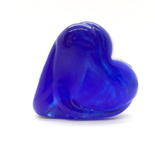 Load image into Gallery viewer, Handblown Artglass Friendship Heart