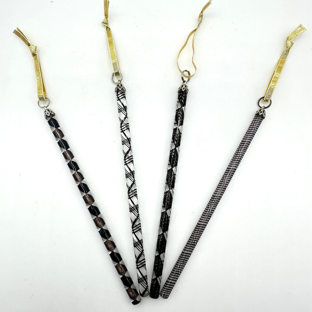 Art Glass Icicles Filigree/Ribbon - BLACK/GOLD
